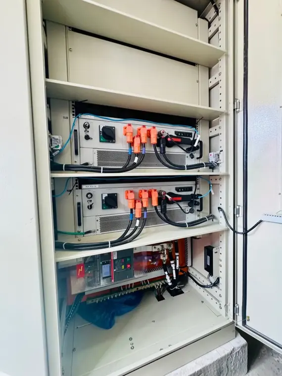 Painel elétrico montado